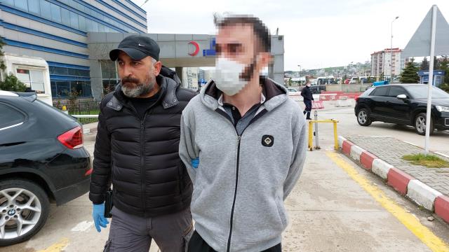 Evli kadınların numarasını alıp, cinsel ilişkiye zorladı! Büyük sapkınlık Evli kadınların numarasını alıp, cinsel ilişkiye zorladı! Büyük sapkınlık