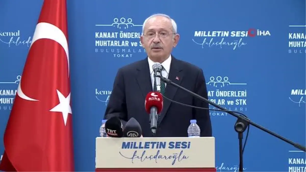 Kılıçdaroğlu muhtarlarla bir araya geldi