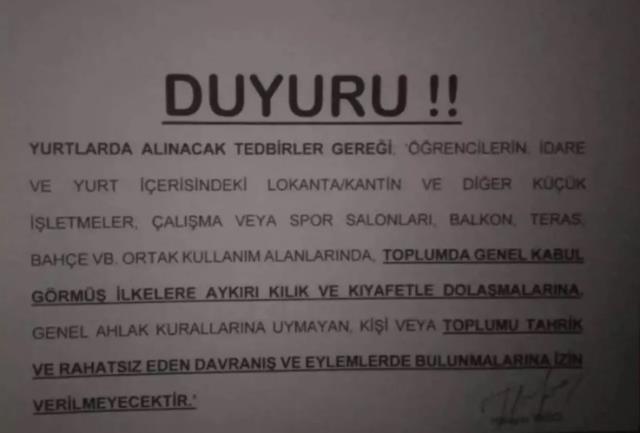 Kız öğrenci yurduna asılan uyarı, gençleri çileden çıkardı: Tahrik edecek kıyafetlere izin verilmeyecek