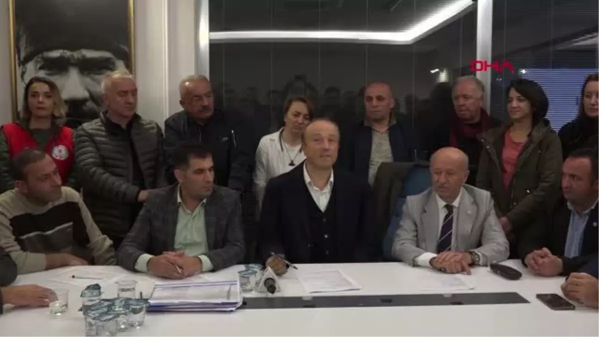 SAAT 02.00\'DE SÖZLEŞME İMZALANDI, AVCILAR BELEDİYESİ\'NDE GREV BİTTİ