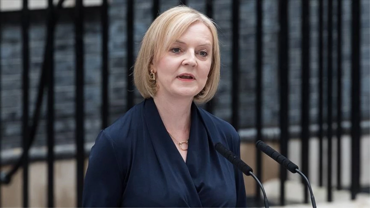 44 gün önce göreve başlayan İngiltere Başbakanı Liz Truss, istifa etti