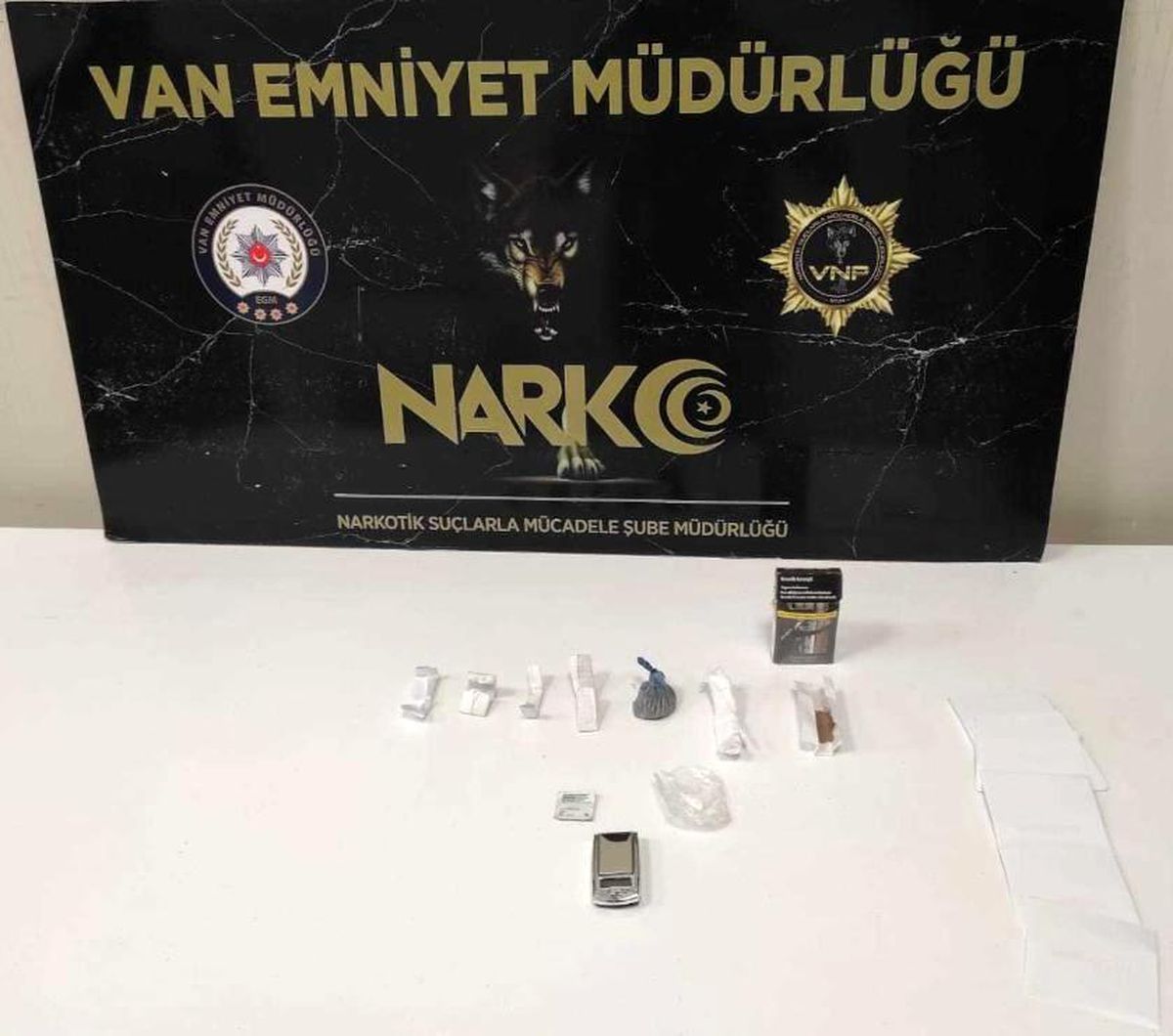 Van 3. sayfa haberi... Van\'da \'torbacı\' operasyonu