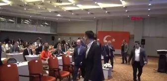 Çataklı: İnternet, tamamen kontrol edilmesi güç bir alan