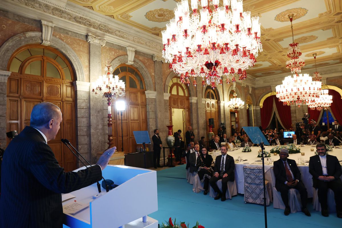 Cumhurbaşkanı Erdoğan: "Maalesef bugün, yalan, sahte ve çarpıtılmış haberler sebebiyle dünyada milyonlarca insan mağduriyet yaşamaktadır"