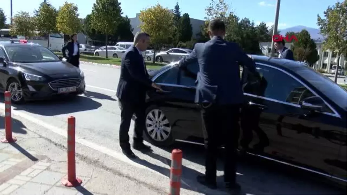 DAVUTOĞLU HER BİRİNİZ KAHRAMANSINIZ