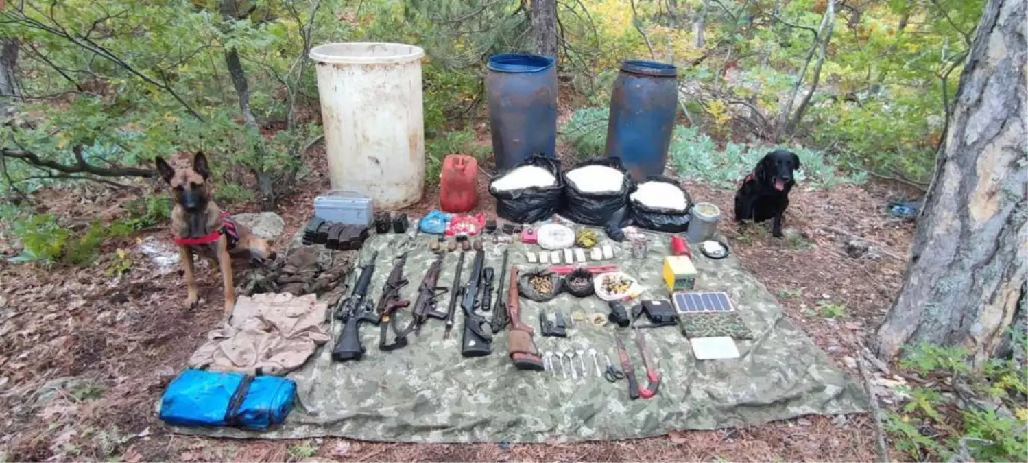 Hatay haberleri | Hatay'da PKK'ya ait 4 depoda çok sayıda mühimmat ve yaşam malzemesi ele geçirildi