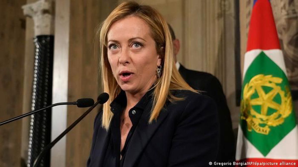 İtalya'da aşırı sağcı Giorgia Meloni yeni hükümeti kurdu