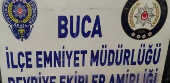 Son dakika haber | İzmir'de polisten kaçan 2 şüpheli 2 kilogram uyuşturucuyla yakalandı