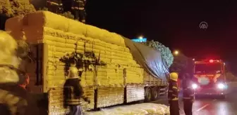 KAHRAMANMARAŞ - Pamuk yüklü tırın dorsesinde çıkan yangın söndürüldü