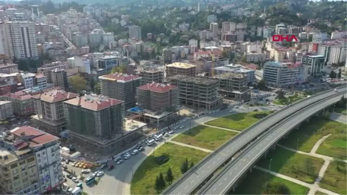 RİZE\'DE KOROZYONLU ALANDAKİ KENTSEL DÖNÜŞÜMDE YER TESLİMİ YIL SONU