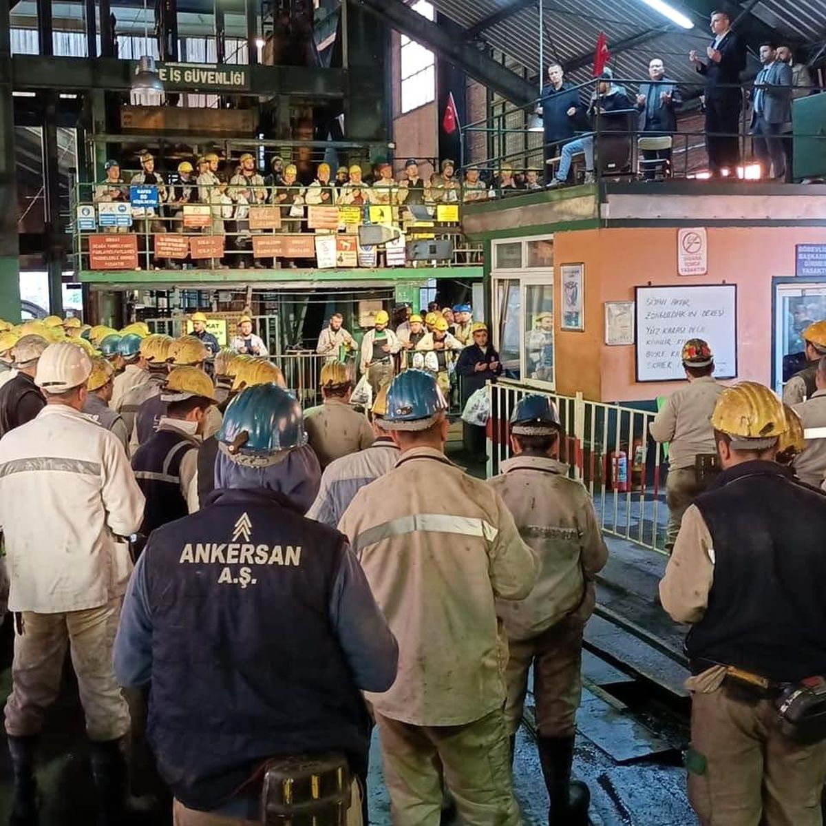Zonguldak yerel: TTK Kozlu Müessesesi işçileri 41 maden şehidini andı