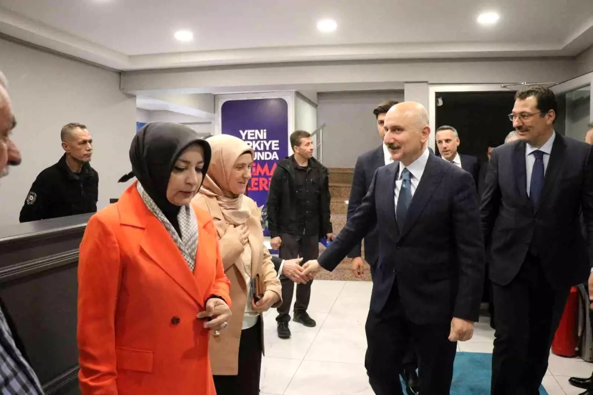 Sakarya gündem haberi | Bakan Karaismailoğlu, AK Parti Sakarya İl Başkanlığında konuştu