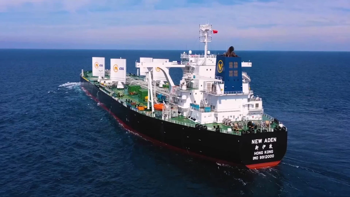 Yeni Yelken Tasarımına Sahip Enerji Tasarruflu Süper Tanker Çin\'in Kuzeydoğusunda Teslim Edildi