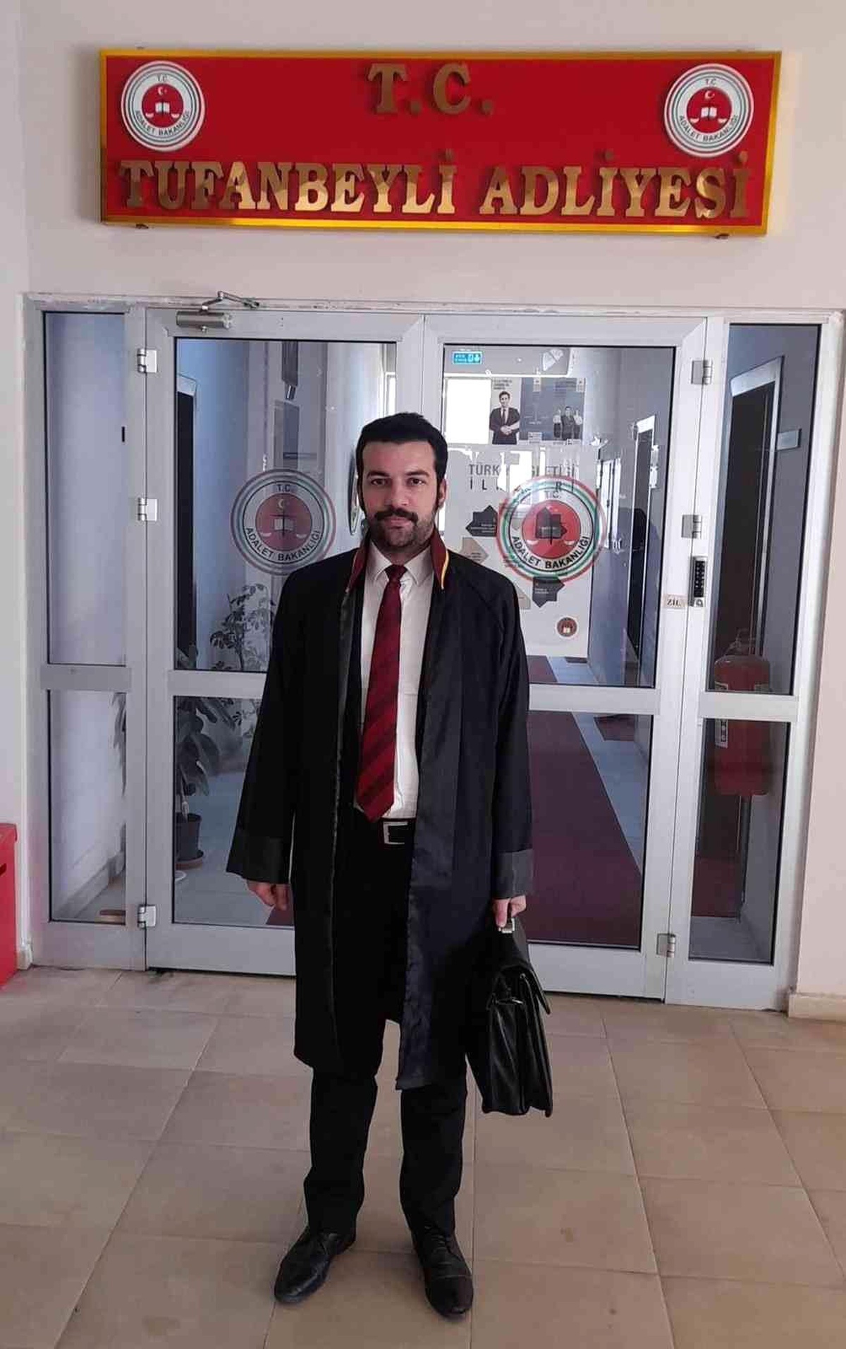 Son dakika haberi... Avukat 10. kattan düşerek hayatını kaybetti