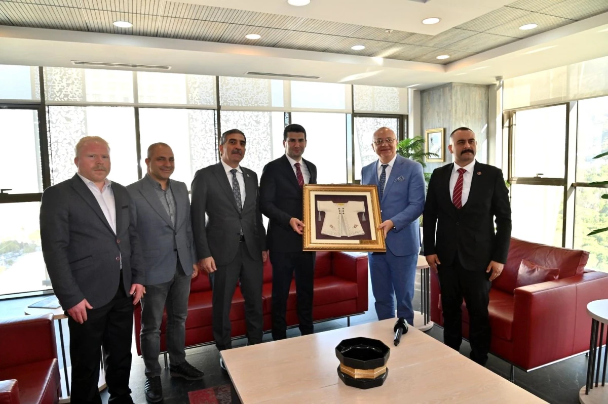 Başkan Ergün MHP kadrolarını ağırladı