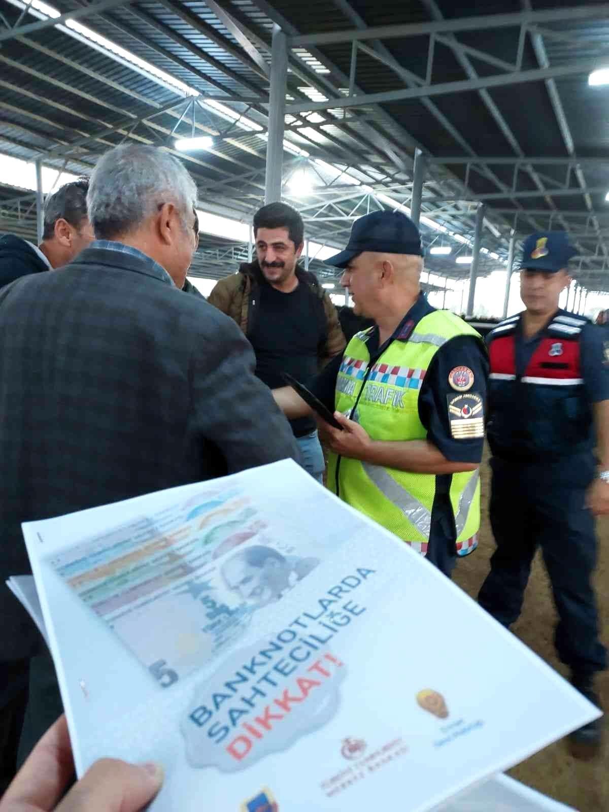 Aydın 3. sayfa haberi | Çine\'de vatandaşlar dolandırıcılık, sahte para ve hırsızlığa karşı uyarıldı