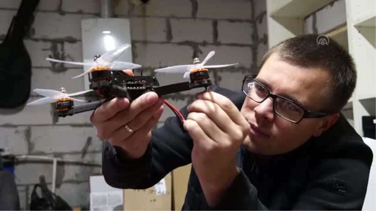 Rus kameraman ve quadcopter mühendisi Rostov\'da ordu için dron tasarlıyor