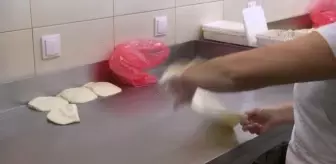 PODGORİCA - Balkanların 'Börek etli mi olur etsiz mi?' tartışması tazeliğini koruyor