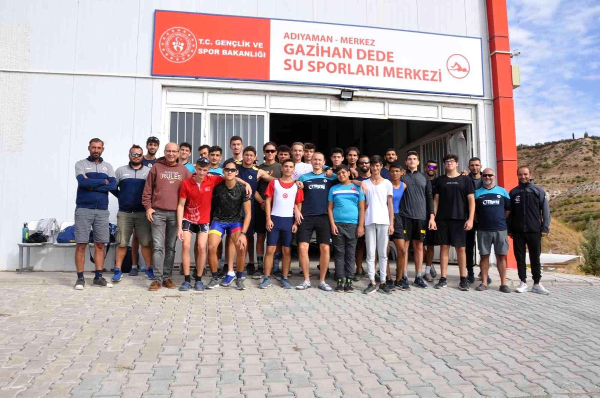 Atatürk Baraj Gölü Fenerbahçe\'nin ikinci adresi haline geldi