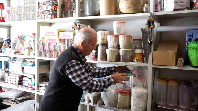 Bu dükkana gelenler içeriden hiçbir şey alamadan geri dönüyor! Sebebi ise hayli ilginç Bu dükkana gelenler içeriden hiçbir şey alamadan geri dönüyor! Sebebi ise hayli ilginç