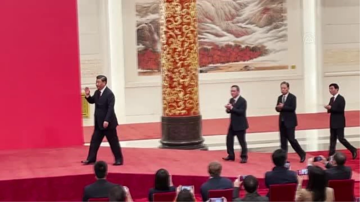 Çin\'de Devlet Başkanı Şi Cinping, üçüncü kez ÇKP Genel Sekreteri seçildi