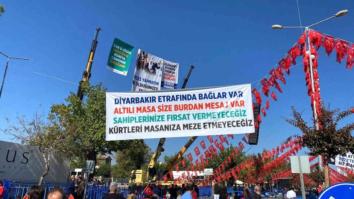 Diyarbakır haber... Cumhurbaşkanı Erdoğan Diyarbakır\'da