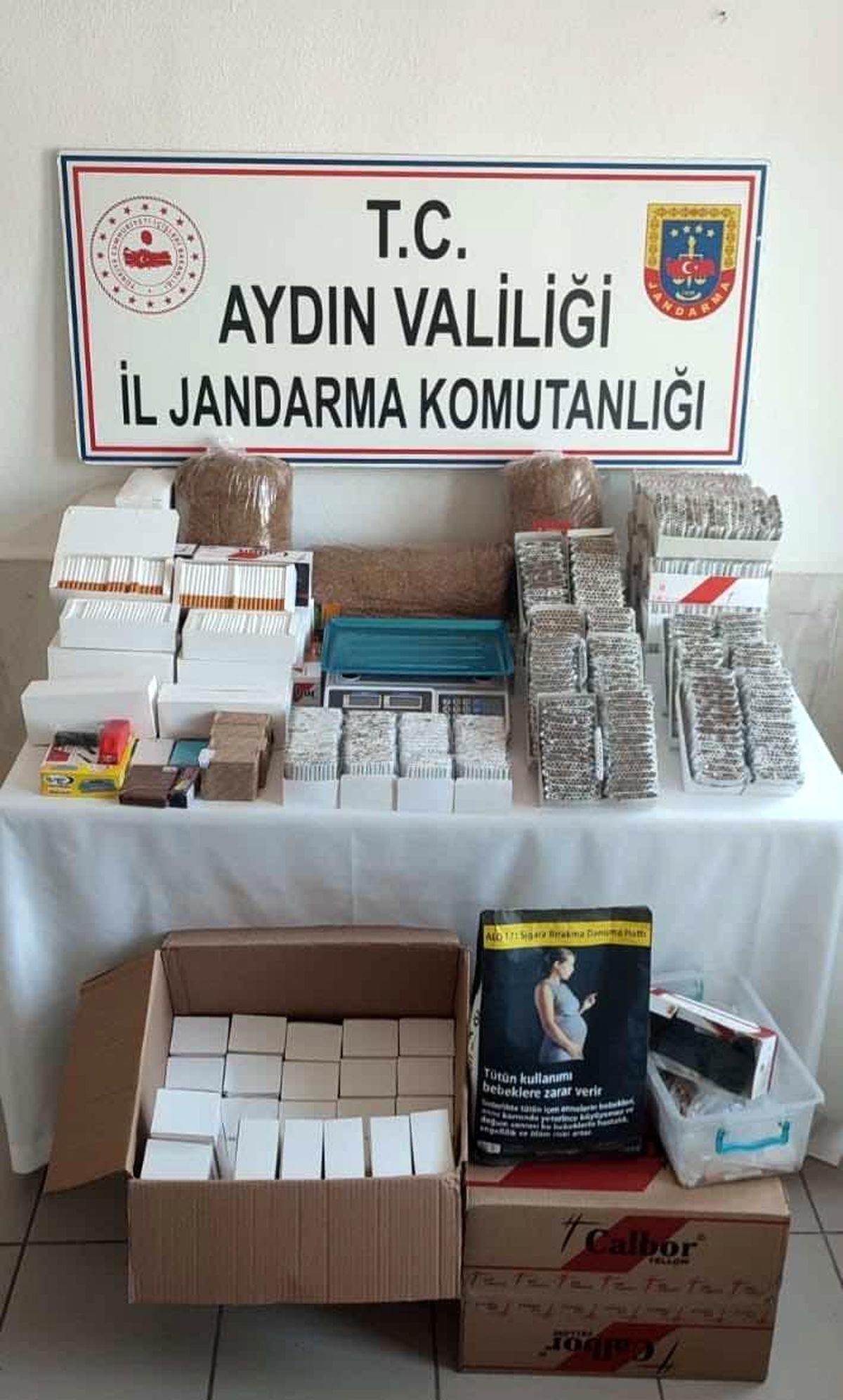 Aydın haberleri... Didim\'de 13 bin gram tütün ele geçirildi