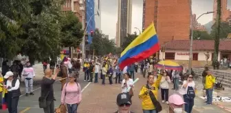 Kolombiya: Gustavo Petro hükümetine karşı yürüyüş