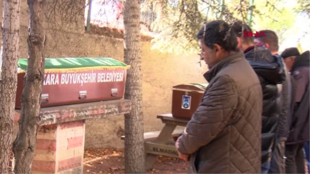 Polis memurunun öldürdüğü eşi ve kayınpederi toprağa verildi