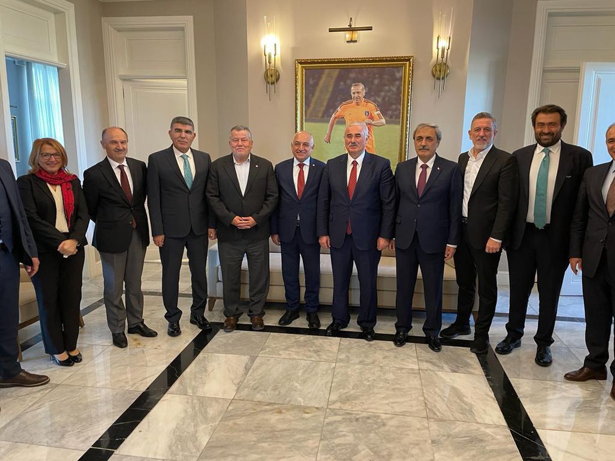 Yargıtay Başkanı Mehmet Akarca\'dan TFF Başkanı Mehmet Büyükekşi\'ye ziyaret