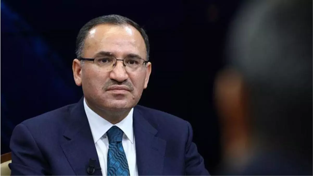 Bakan Bekir Bozdağ anayasanın 24. ve 41. maddelerde değişiklik yapılacağını açıkladı