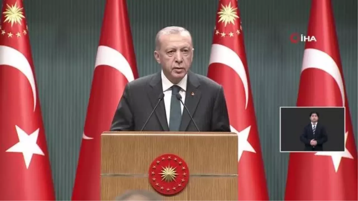 Cumhurbaşkanı Erdoğan: "Türk Silahlı Kuvvetlerimizin yürüttüğü sınır ötesi harekatlara iftira atan Tabipler Birliği Başkanı\'yla ilgili yargı harekete...