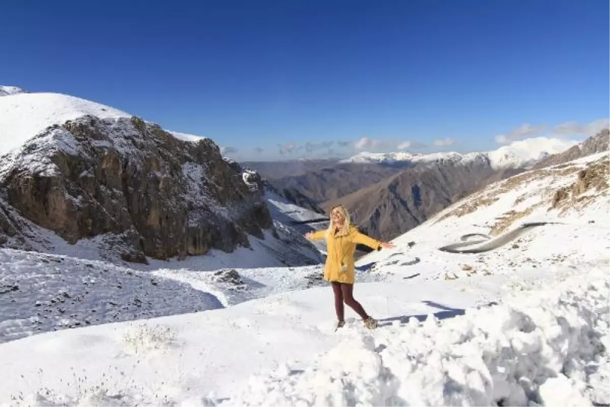 Van haberi! Doğaseverlerden, ilk karın düştüğü Bahçesaray'a gezi