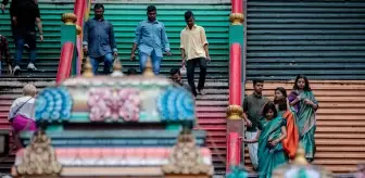 Malezyalı Hindular, 'Diwali Işık Bayramı'nı kutluyor