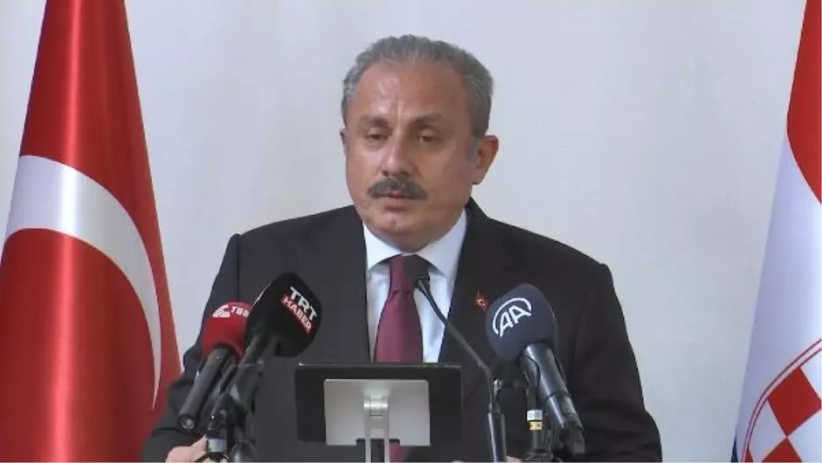 Şentop'un, Hırvat öğrencilerle esprili sohbeti