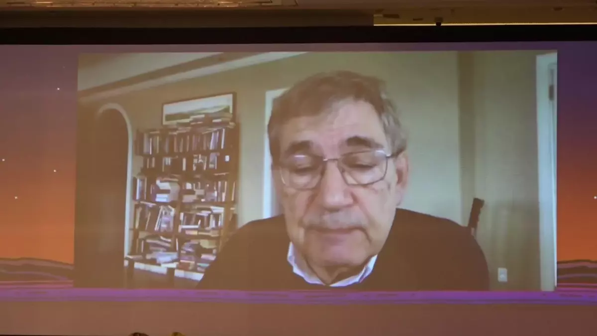 T24 Yıllık Buluşmaları... Orhan Pamuk: "Benim İçin İyimser Senaryo, Halkın Oyuyla Mevcut İktidarın Seçimi Kaybederek Dürüstçe Gitmesidir.