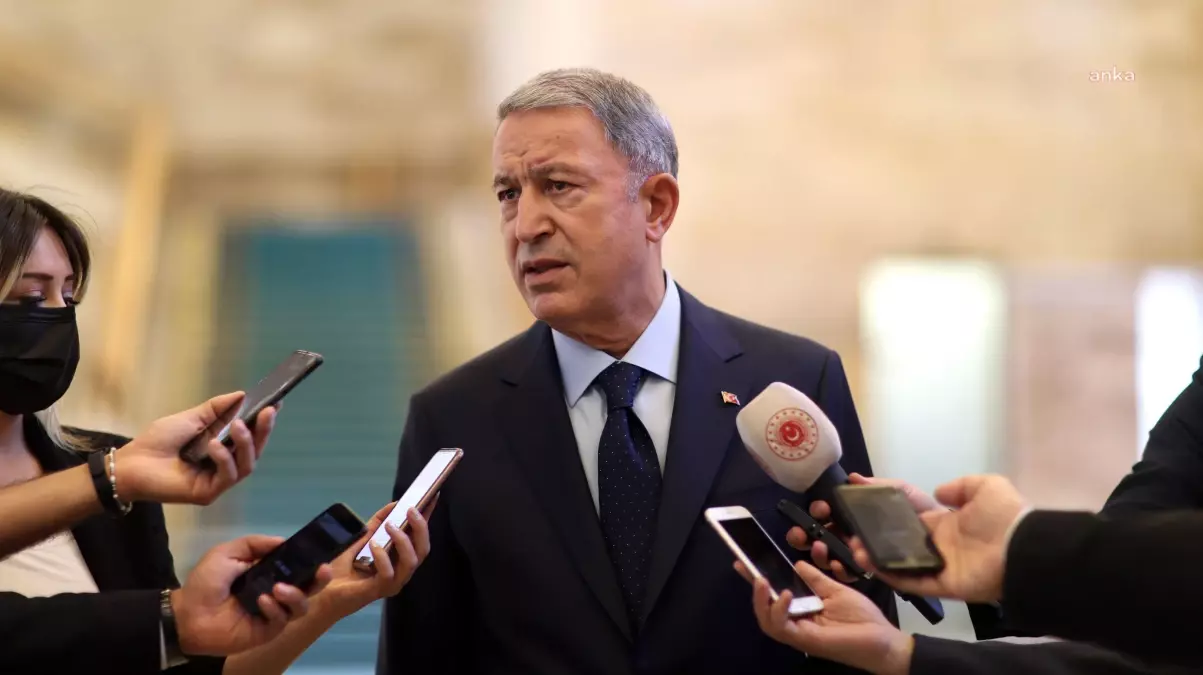 Hulusi Akar\'dan İsrailli Mevkidaşıyla Yapacağı Görüşmeye İlişkin Açıklama: "Yıllardan Sonra İlk Defa Bu Düzeyde Bir Ziyaret Olacak.