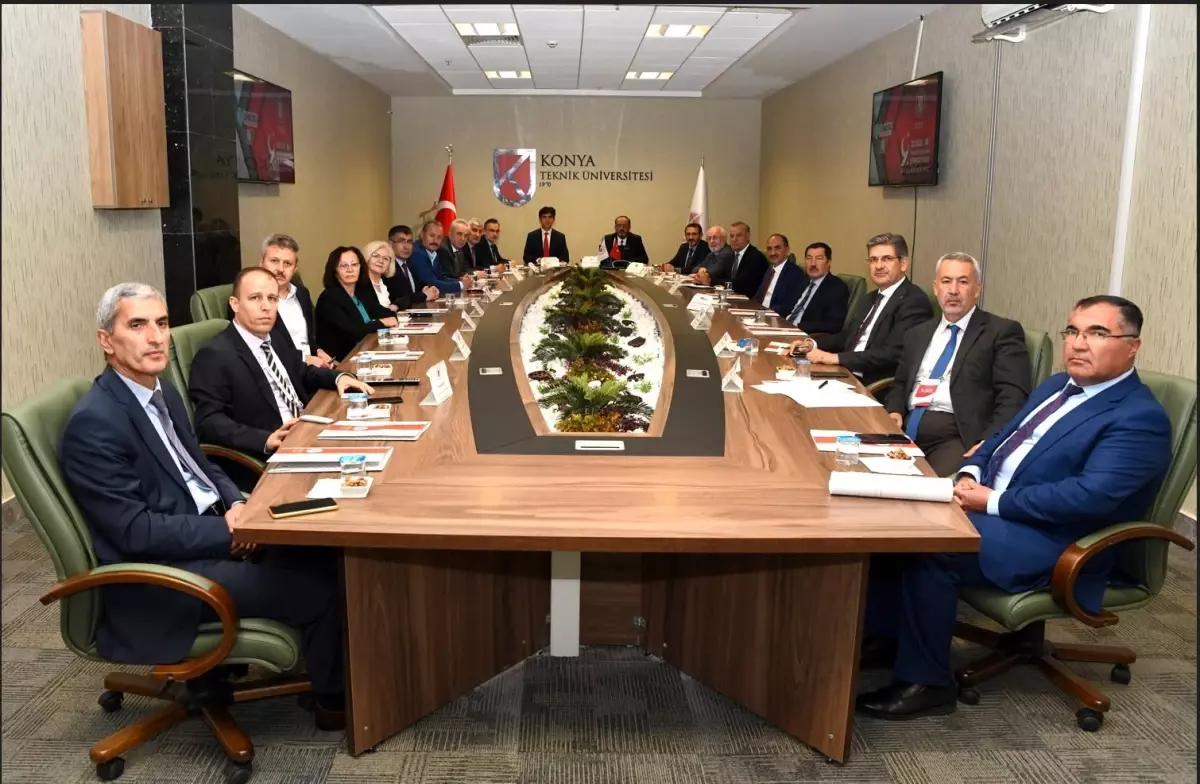 KAEÜ Rektörü Karakaya, 9. Ulusal KOP Bölgesel Kalkınma Sempozyumuna Katıldı