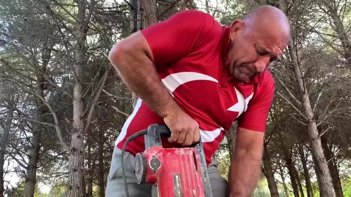 Karpuz tarlasında çalışarak dünya şampiyonu oldu, yeni şampiyonluklar için inşaatları mesken tuttu