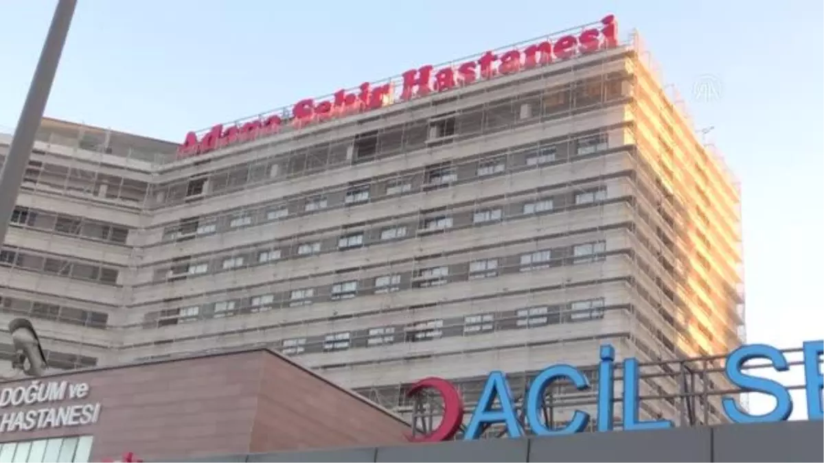 Otomobilin skutere çarpması sonucu yaralanan 2 çocuğun tedavisi sürüyor