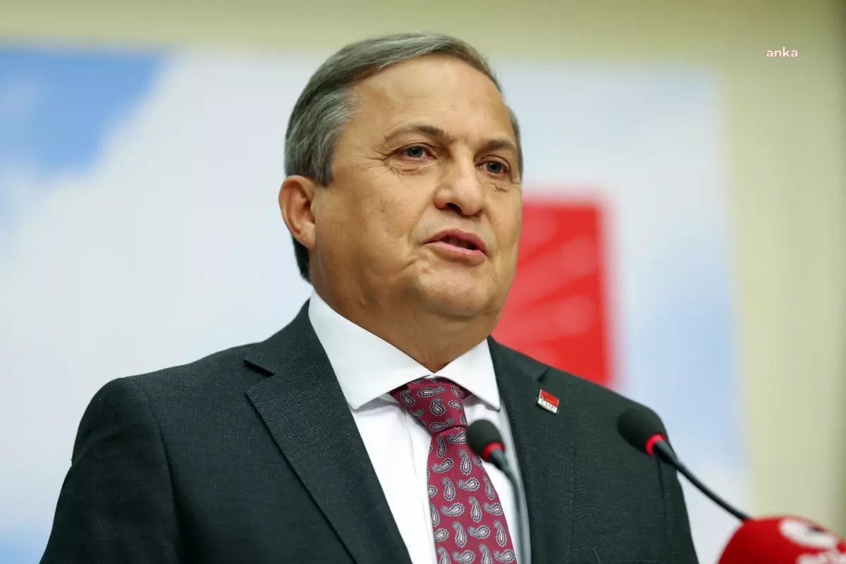 Son dakika gündem: Seyit Torun\'dan Bakan Kurum\'a: "İbb\'nin Tuzla\'ya Yaptığı Yatırıma Bir Teşekkür Etmeyip, Orayı Provoke Etmeye Gelenlerin Nezaketsizliğine Sahip Çıkmak...