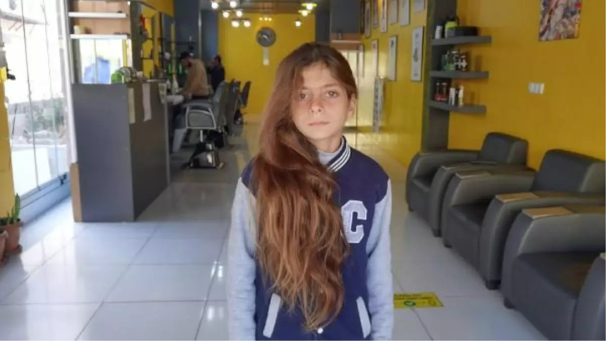 12 yaşındaki Baran, ilk kez kestirdiği saçlarını kanser hastası çocuklara bağışlayacak