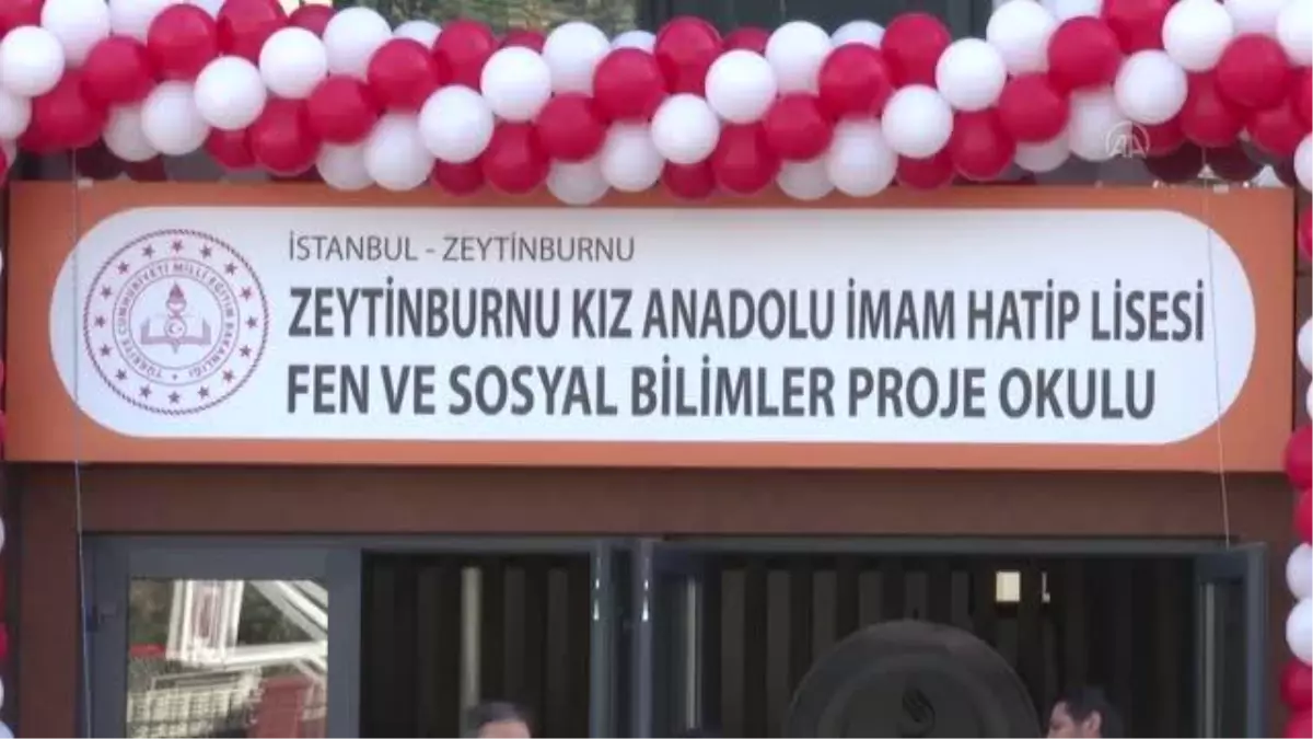 Bakan Özer: "Başörtüsü yasağını ortaya koyanlar, katsayı uygulamasının ortaya çıkmasıyla ilgili fikir üreten insanlar"