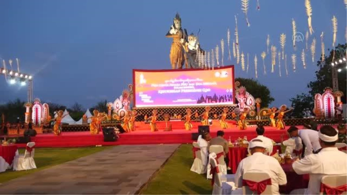 Bali\'de G20 Zirvesi öncesinde toplu dua töreni