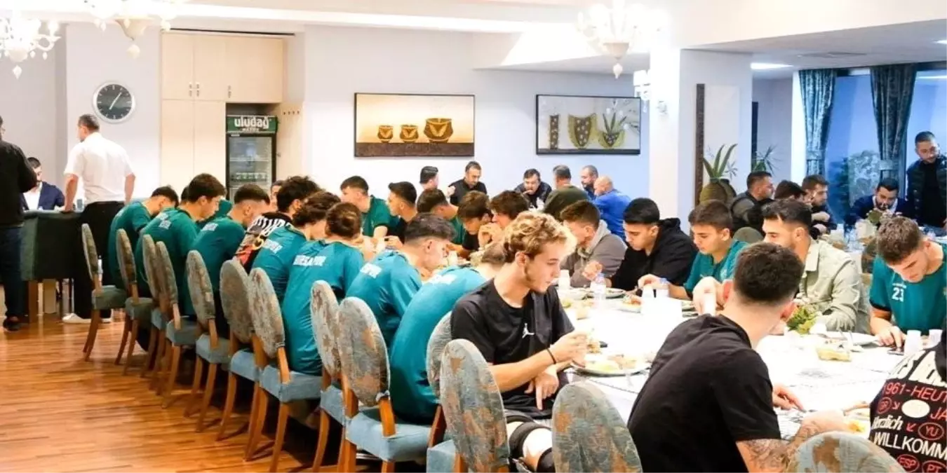 Bursaspor\'da moral yemeği organize edildi