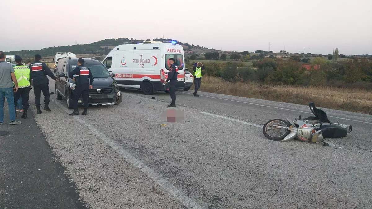 Çanakkale'de otomobille motosikletin çarpışması sonucu 1 kişi öldü