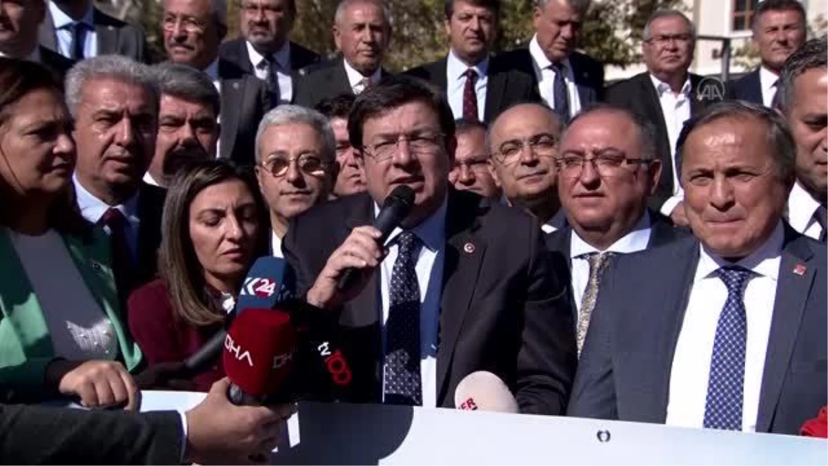 CHP\'li Erkek ve Torun, İçişleri Bakanlığı önünde basın açıklaması yaptı