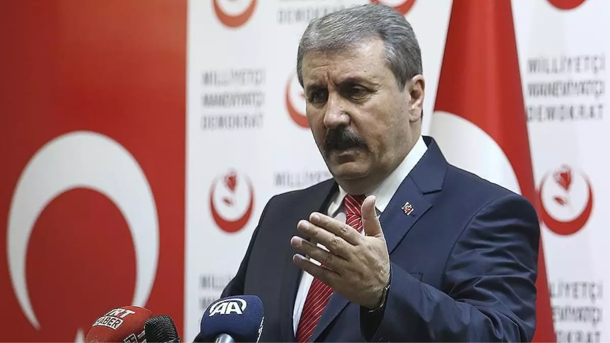 Cumhur İttifakı ortağı BBP\'nin lideri Destici\'den milyonlarca EYT\'liyi heyecanlandıran açıklama: İnşallah yılbaşından önce çıkıyor