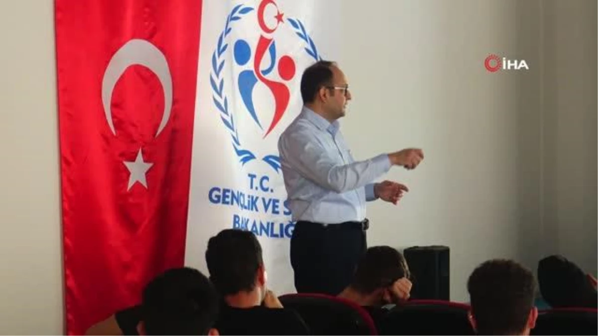 Karaman haberi... Karaman\'da öğrencilere NFT eğitimi