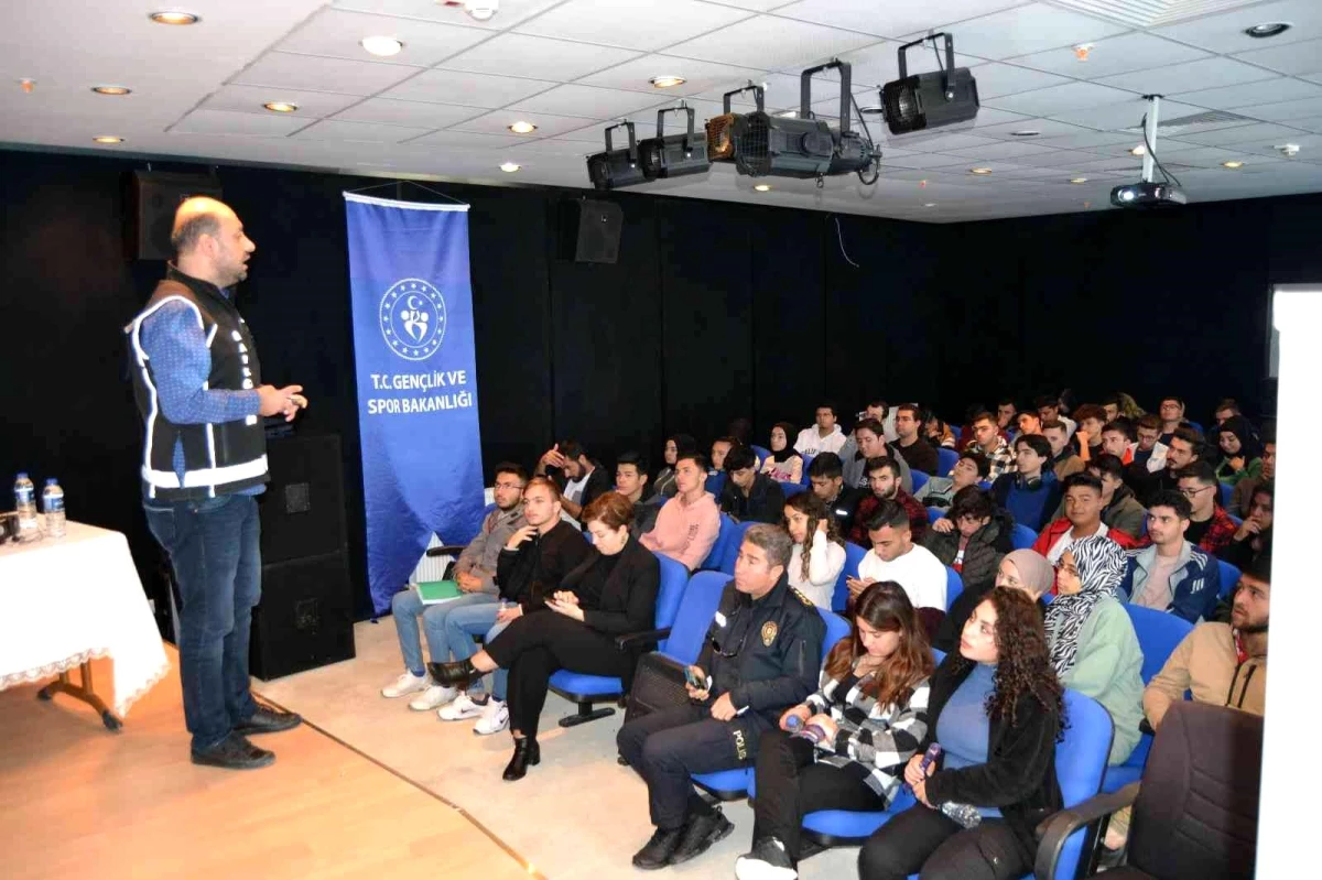Konya haberi | Kulu\'da öğrencilere uyuşturucuyla mücadele semineri